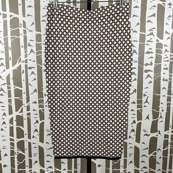 NEW Sweater Knit Midi Pencil Skirt M Black, White, Tan - Picture 3 of 8
